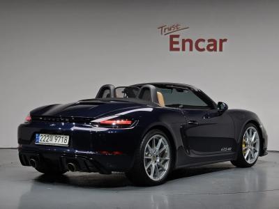 2021 Porsche 718