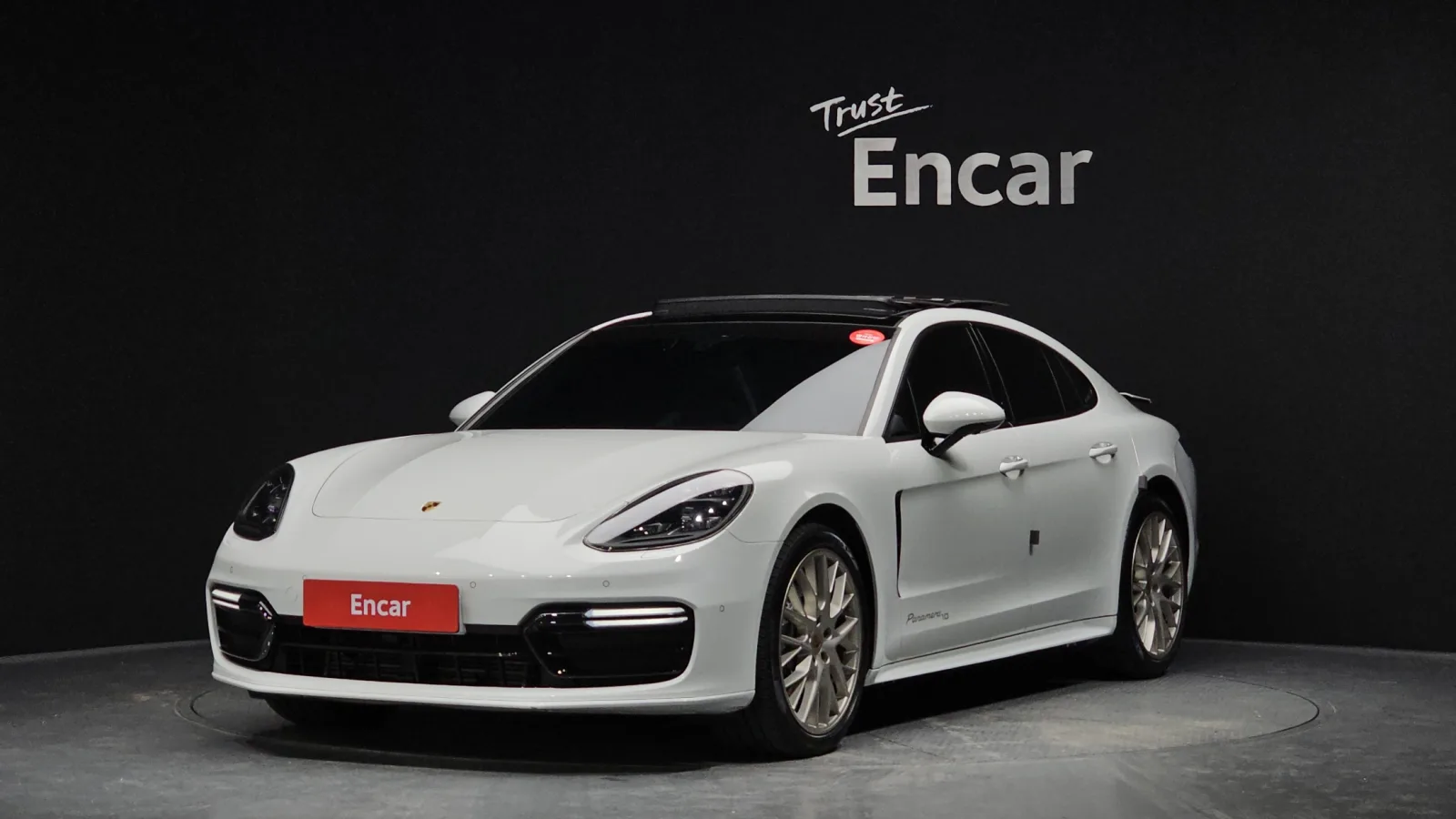 2020 Porsche Panamera