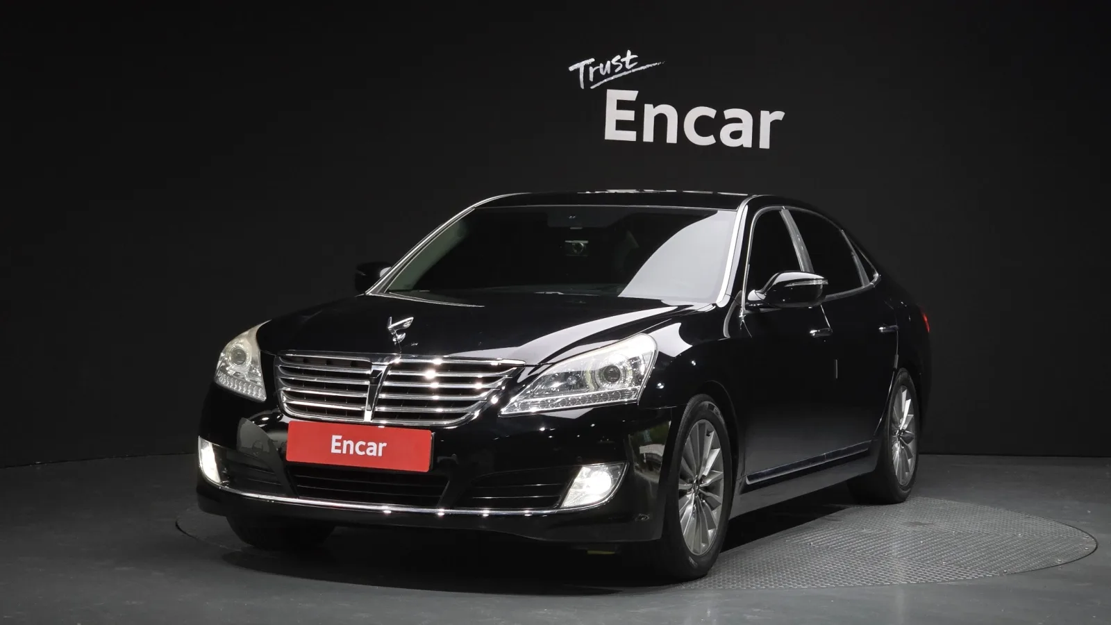 2013 Hyundai Equus