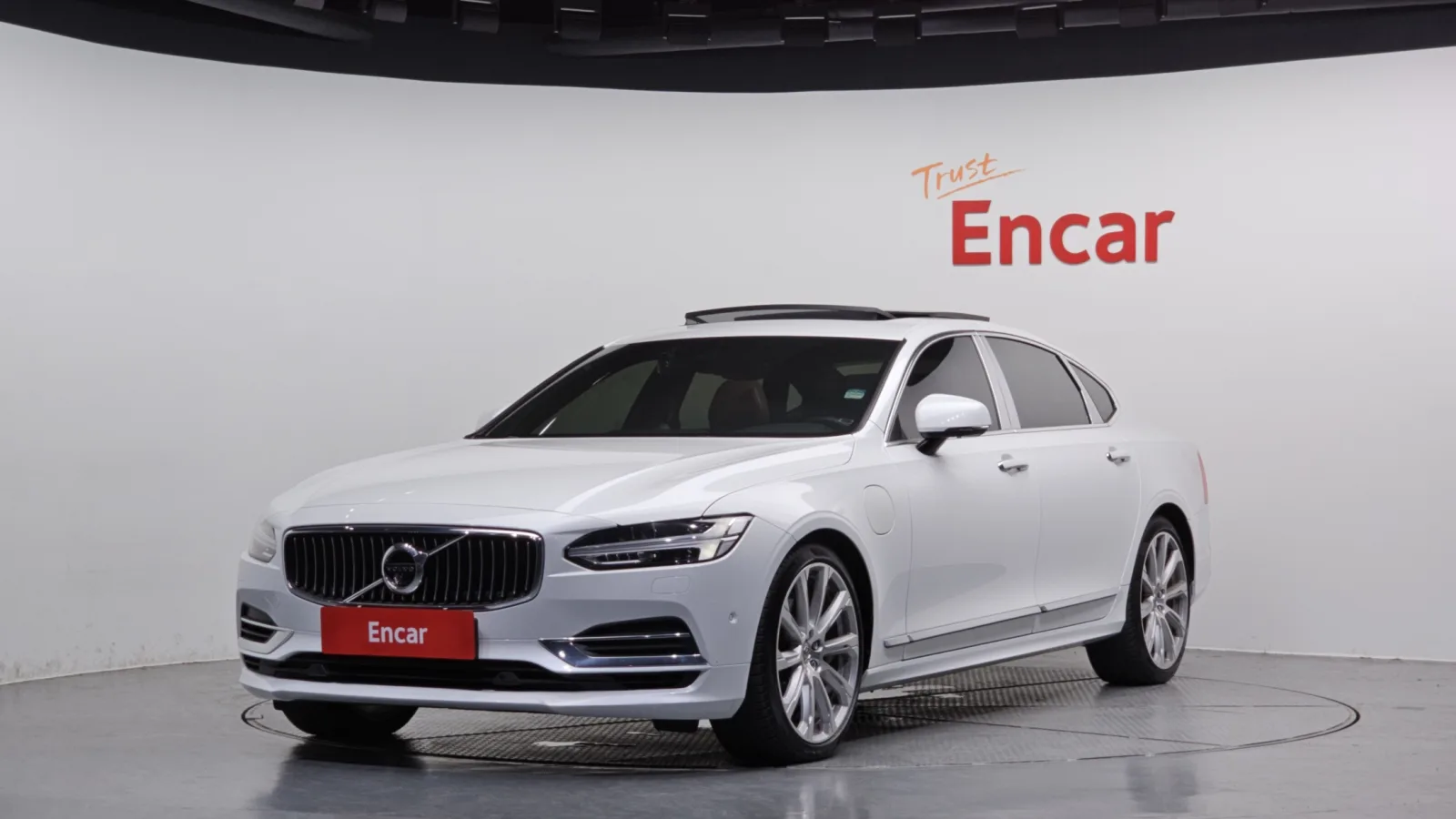 2020 Volvo S90
