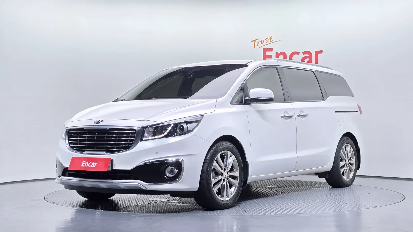 2015 Kia Carnival
