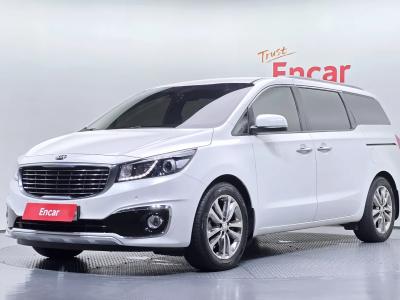 2015 Kia Carnival