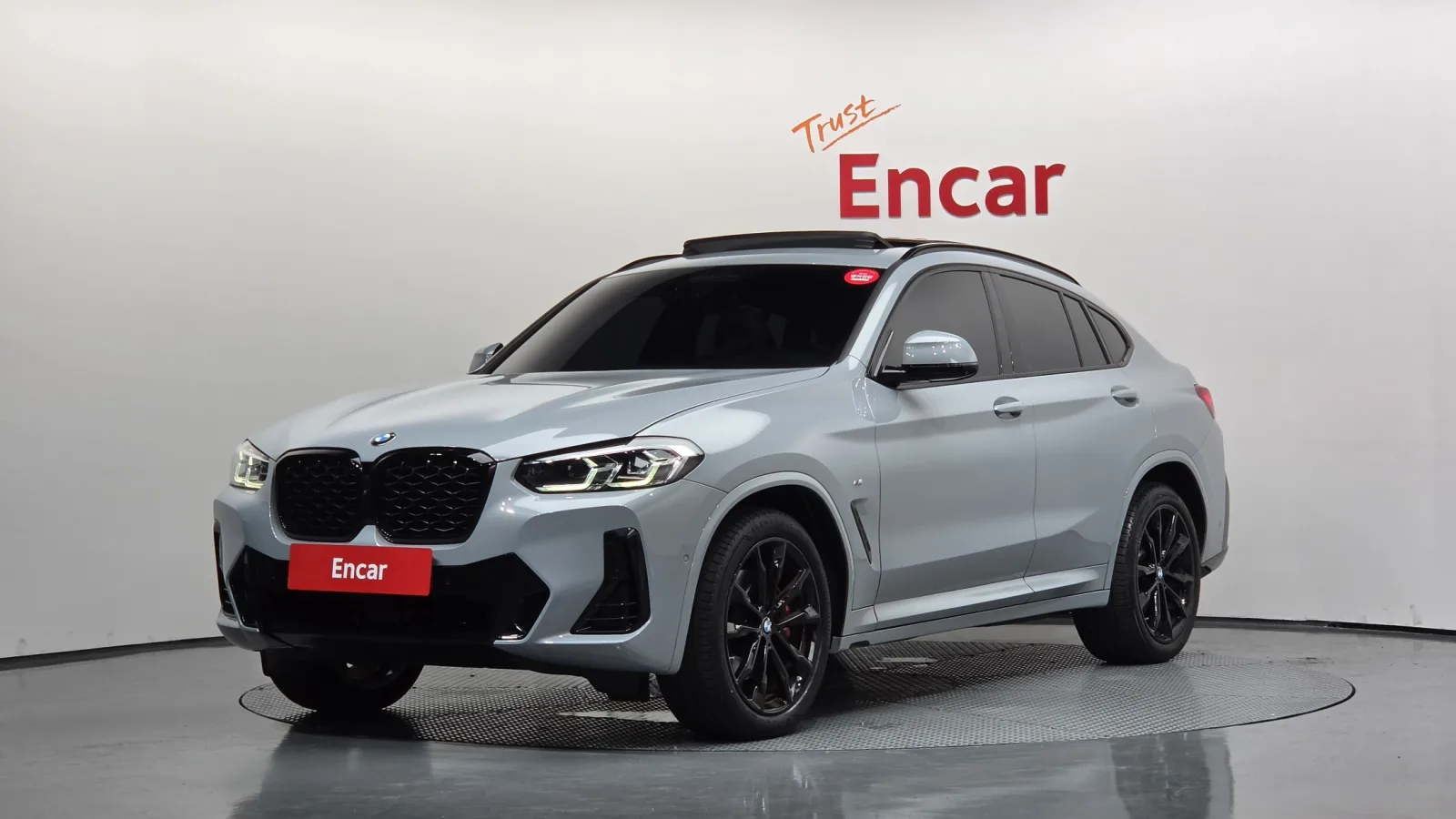 2025 BMW X4