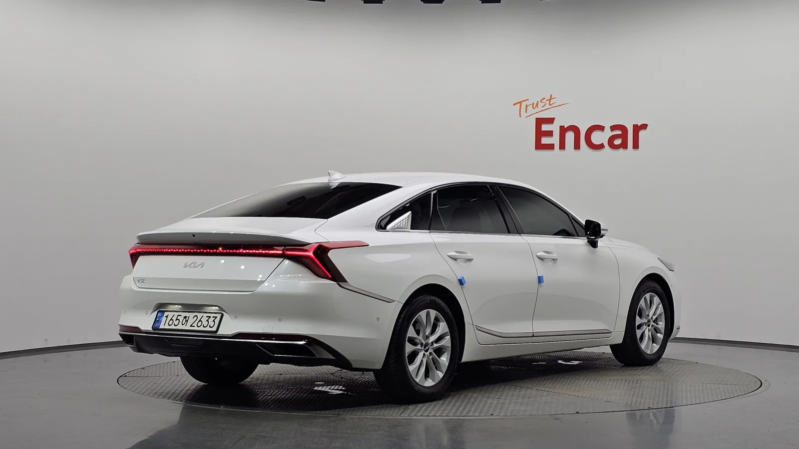 2022 Kia K8