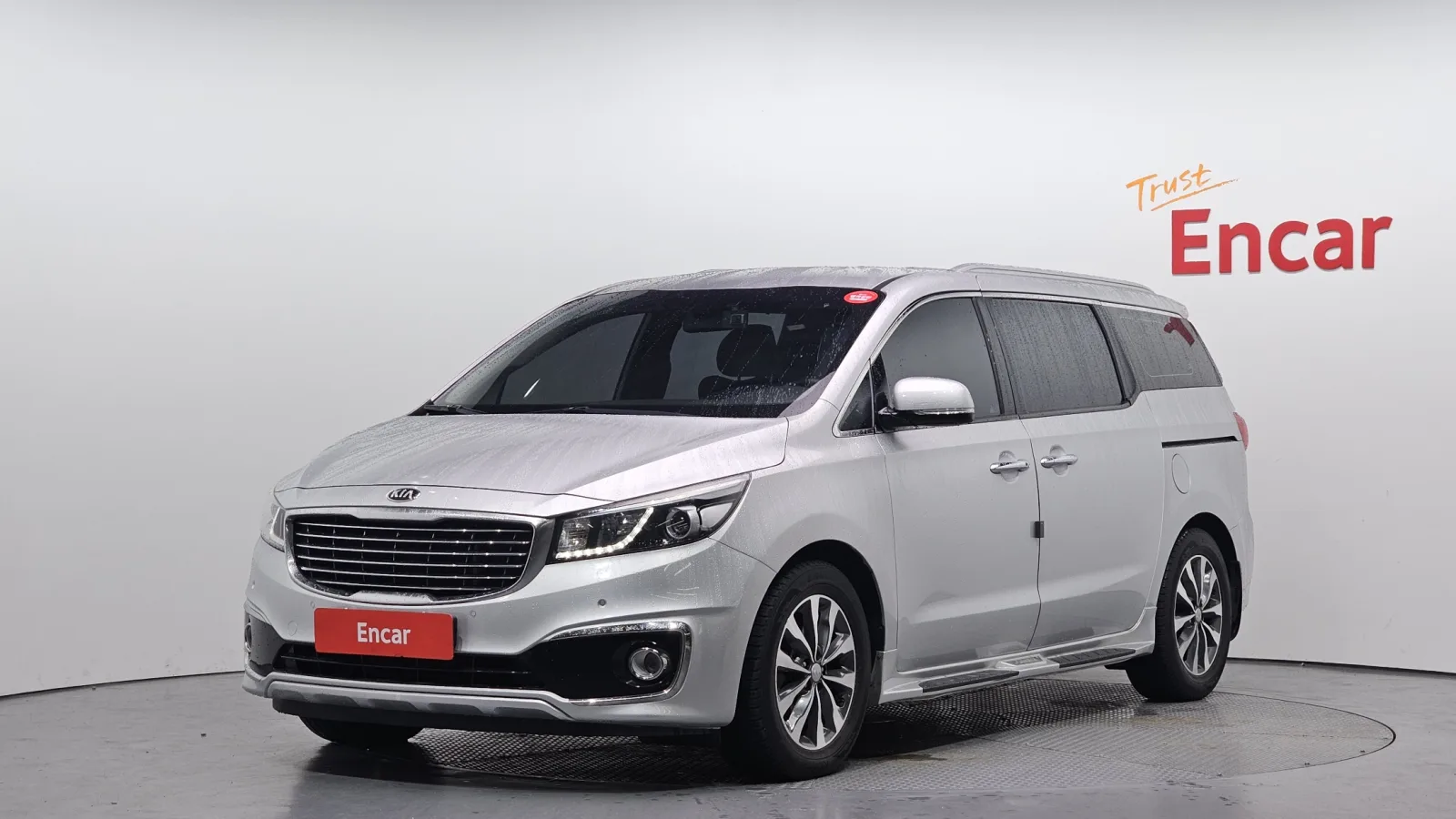 2017 Kia Carnival