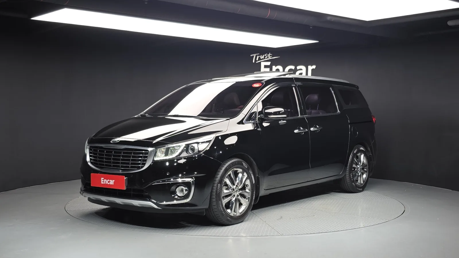 2017 Kia Carnival
