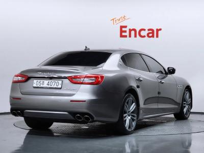 2017 Maserati Quattroporte
