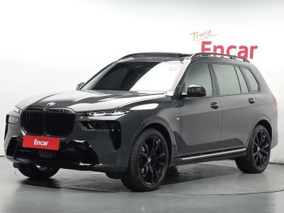 2026 BMW X7