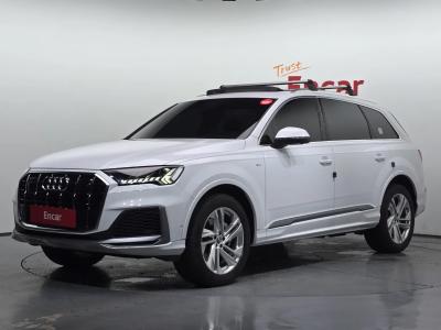 2020 Audi Q7