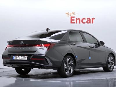 2024 Hyundai Elantra