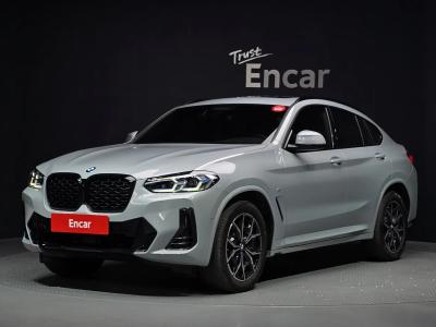2022 BMW X4