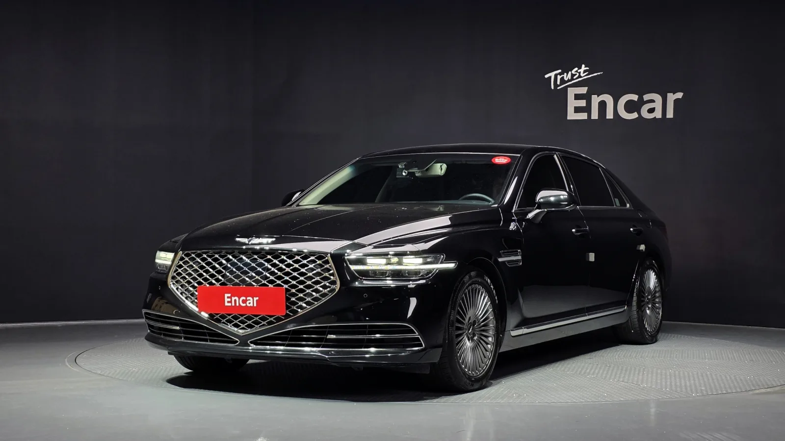 2020 Genesis G90