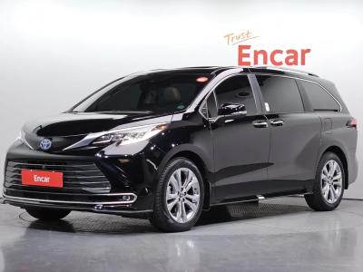 2023 Toyota Sienna