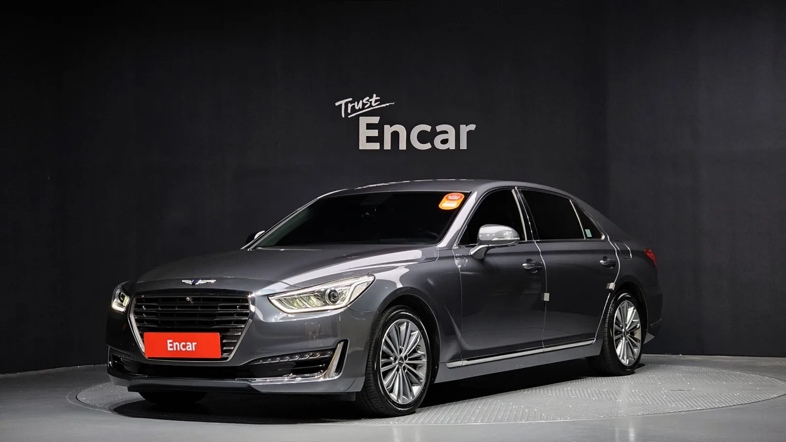 2016 Genesis EQ900