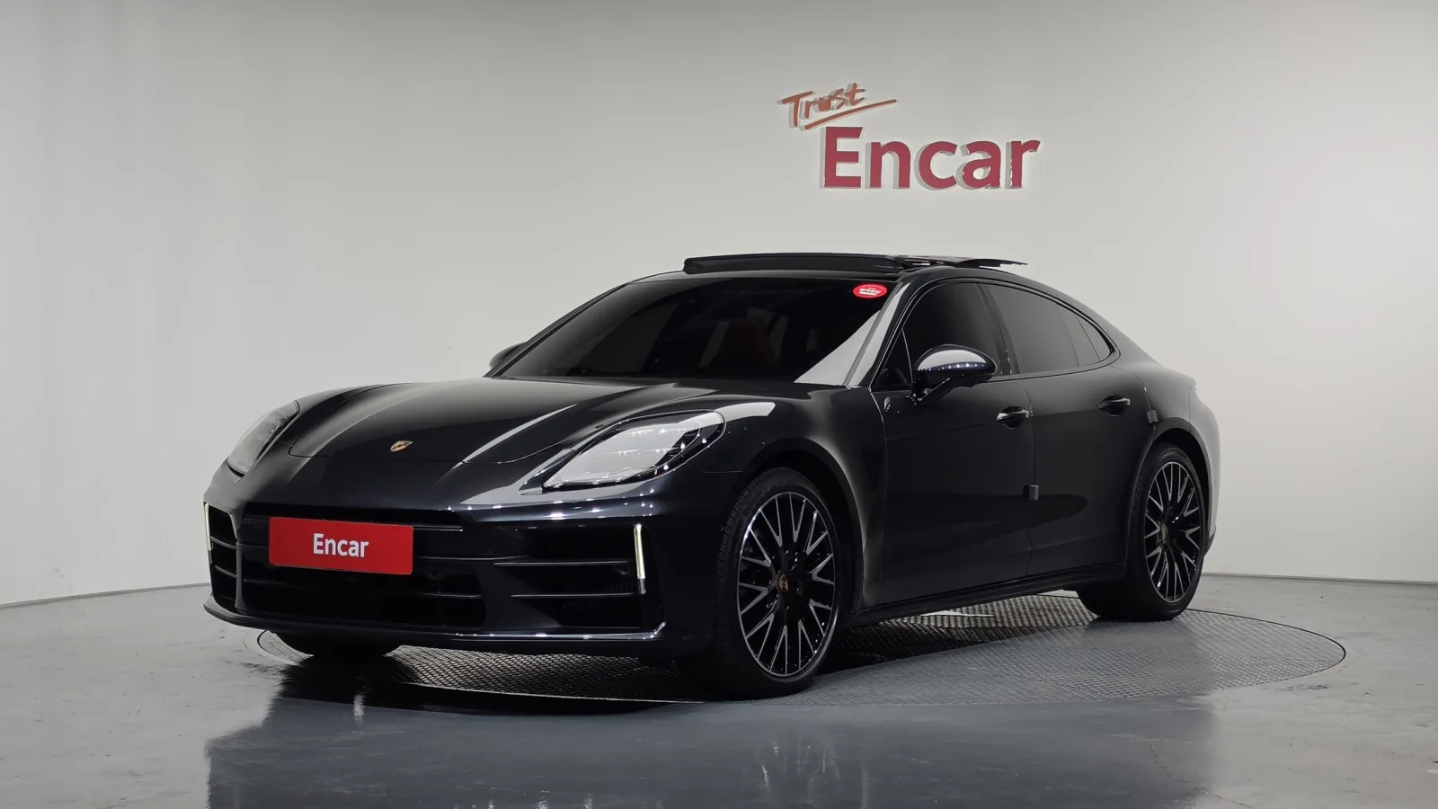 2025 Porsche Panamera