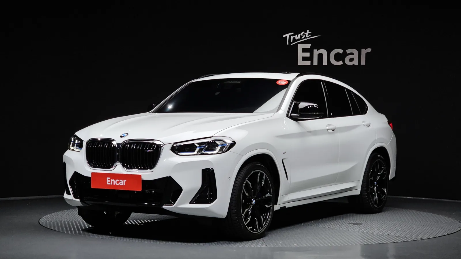 2025 BMW X4