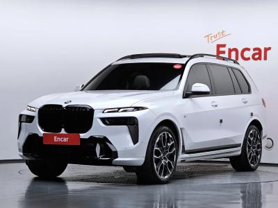 2025 BMW X7