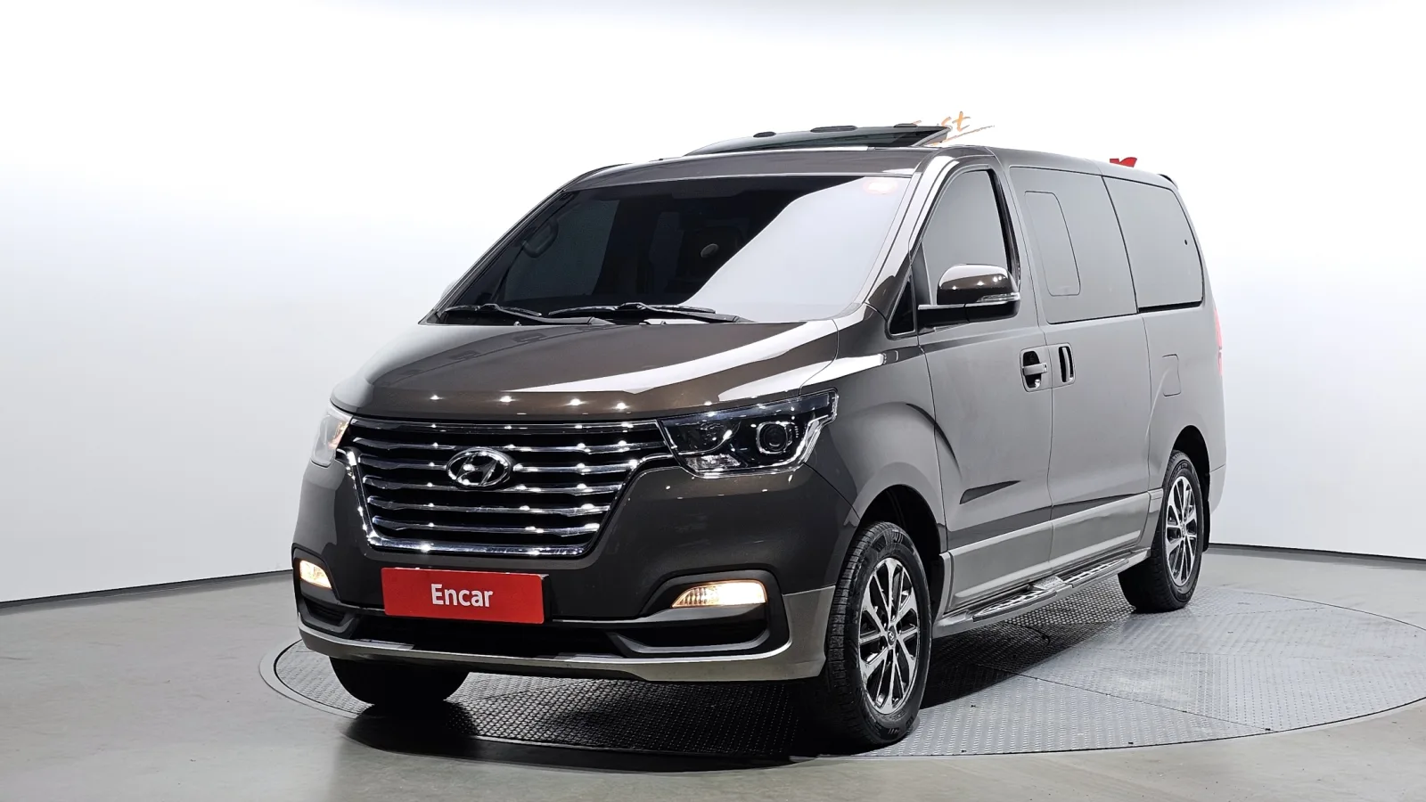 2021 Hyundai Starex