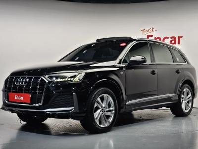 2022 Audi Q7