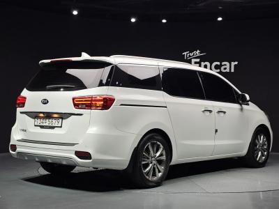 2020 Kia Carnival