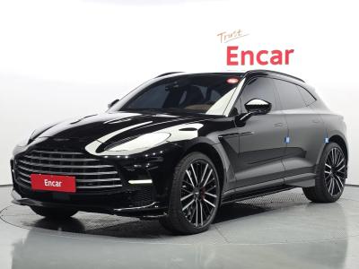 2023 Aston Martin DBX