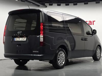 2022 Hyundai Staria