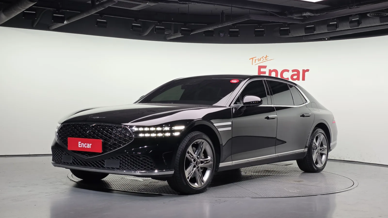 2022 Genesis G90