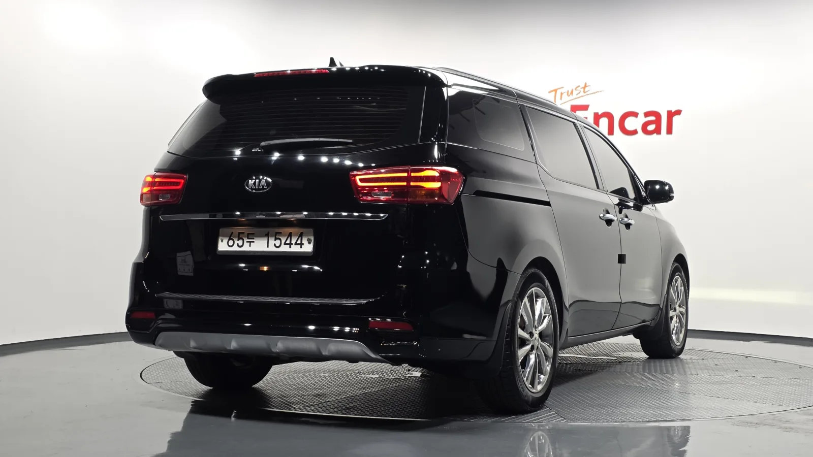 2019 Kia Carnival