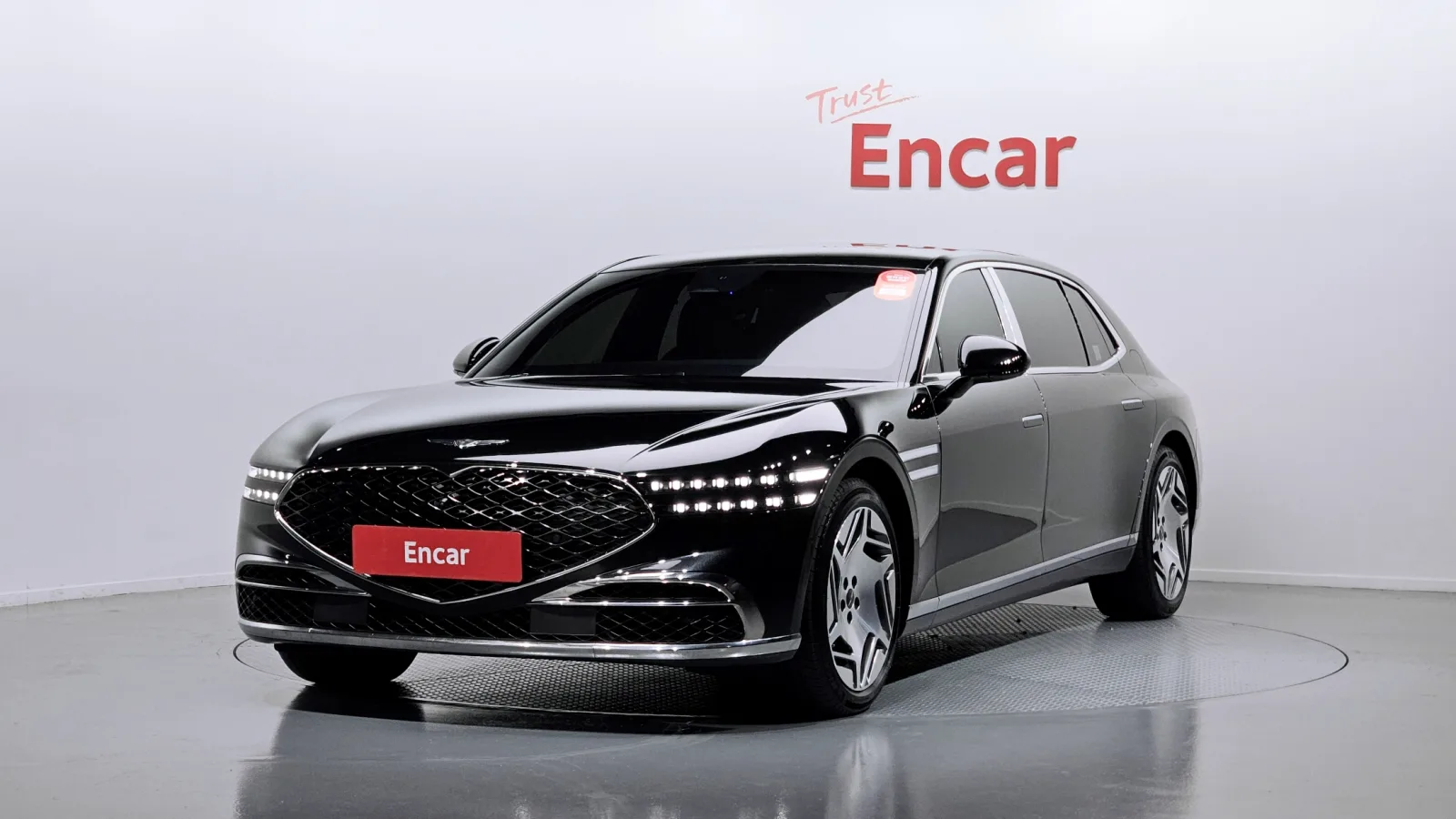 2022 Genesis G90