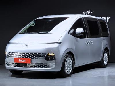 2022 Hyundai Staria