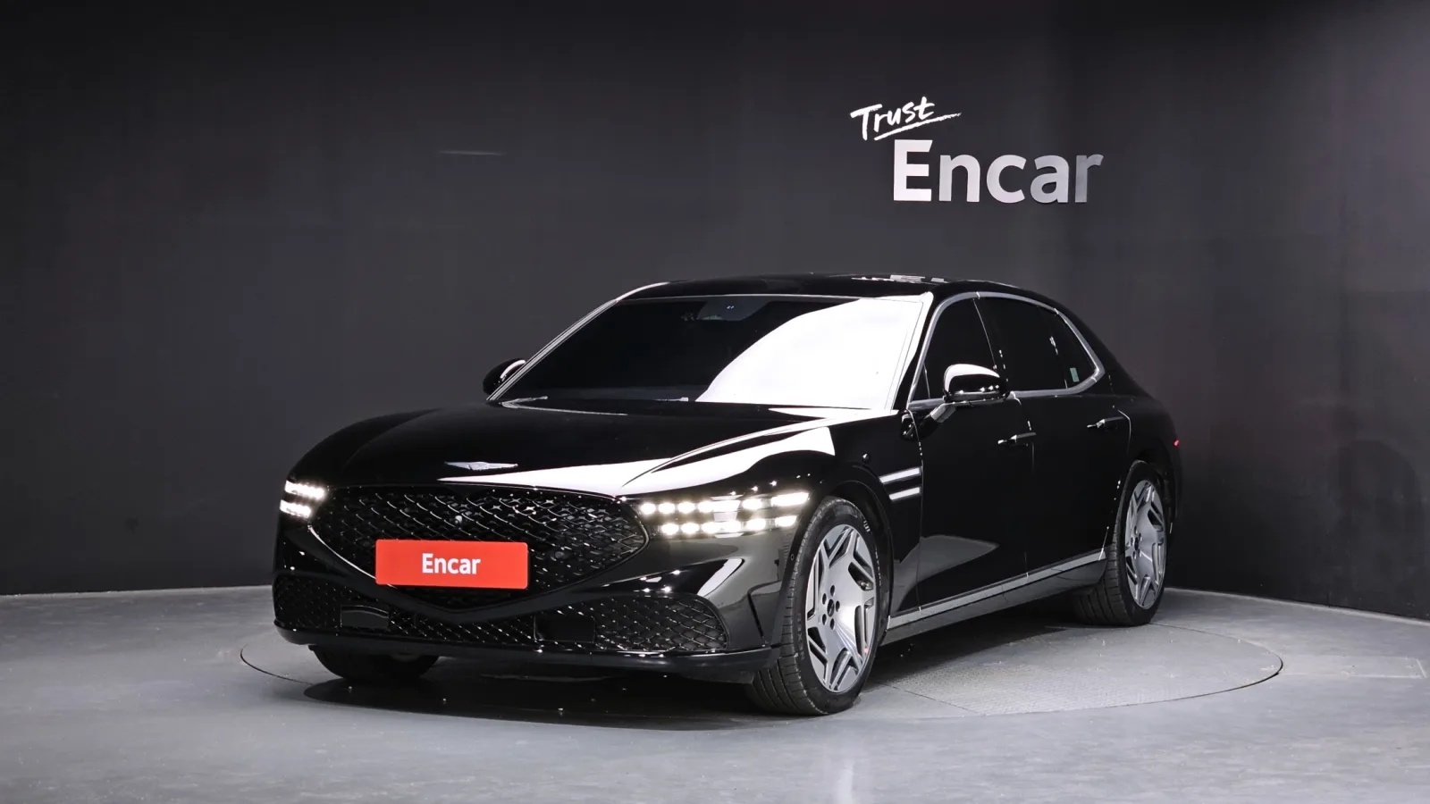 2022 Genesis G90