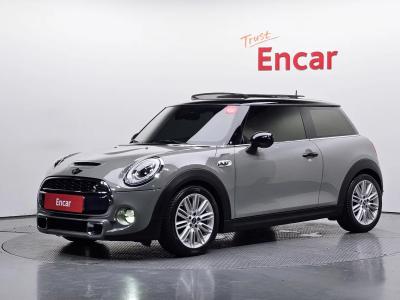 2015 MINI Cooper