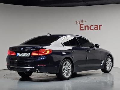 2020 BMW 5-Series