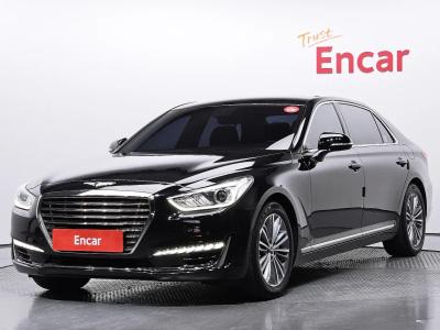2017 Genesis EQ900