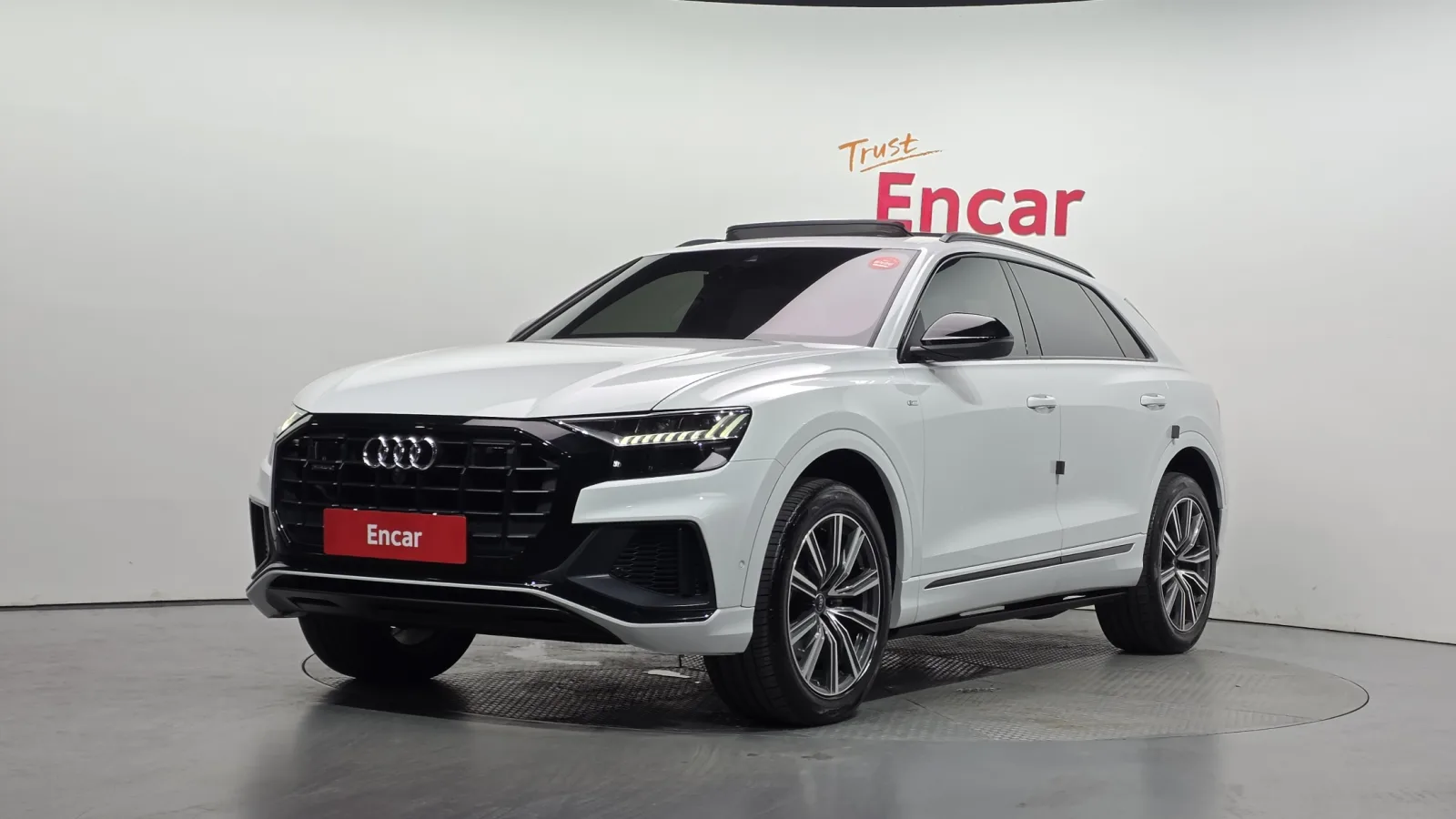 2021 Audi Q8