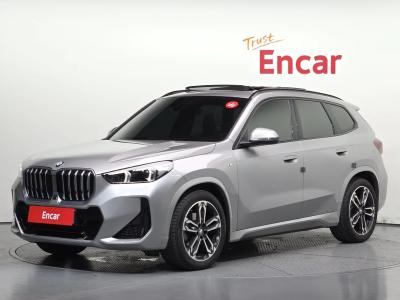 2025 BMW X1