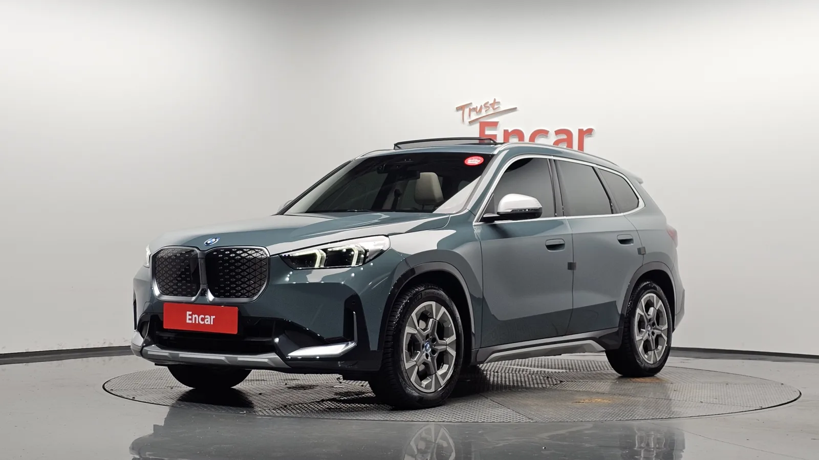 2024 BMW iX1