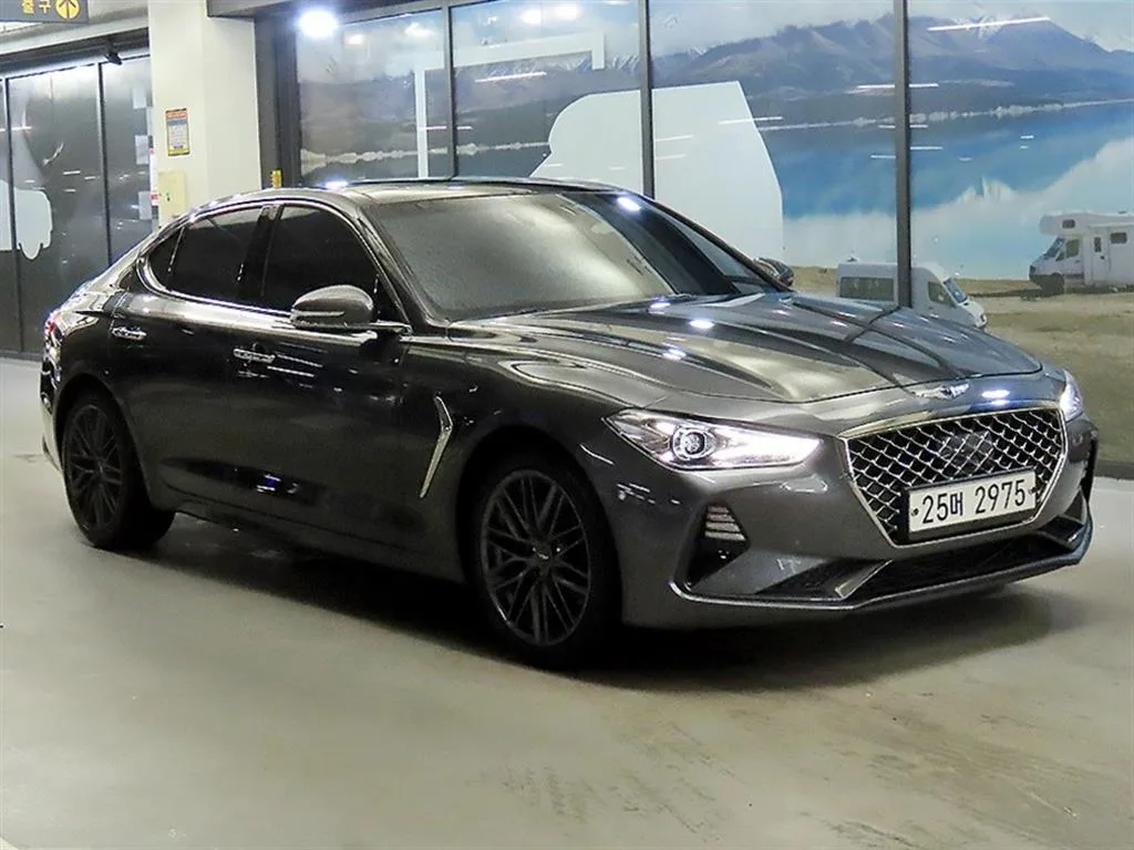 2018 Genesis G70