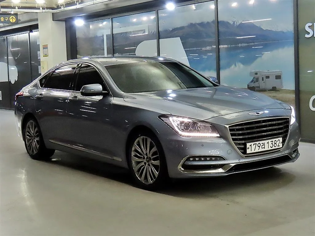 2017 Genesis G80