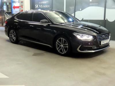 2018 Hyundai Grandeur