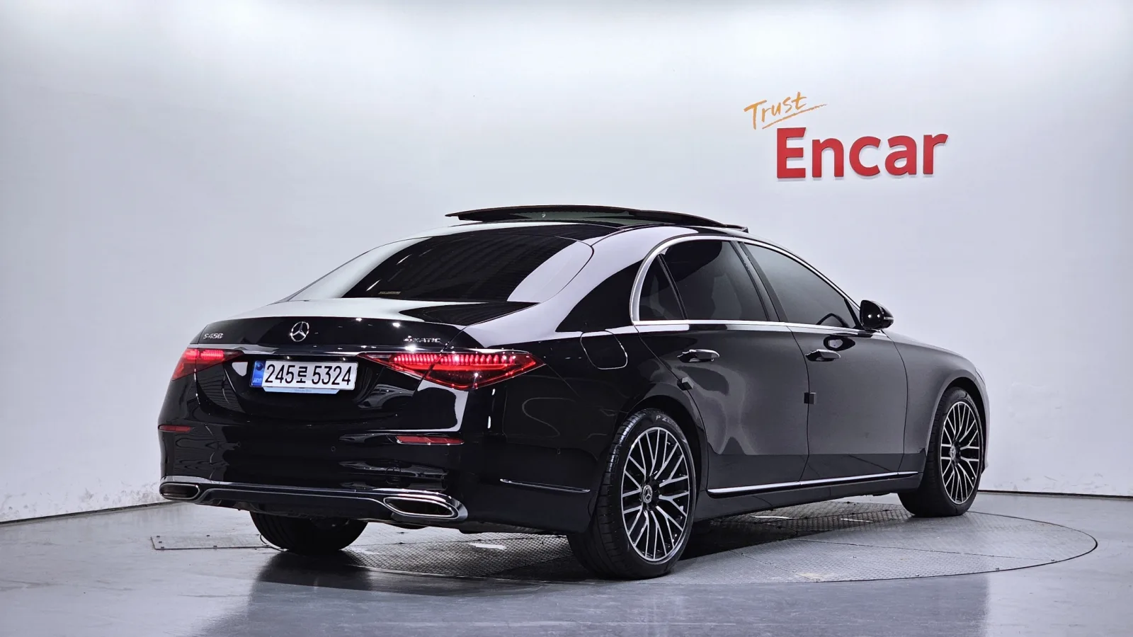 2025 Mercedes-Benz S-Class