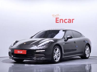 2014 Porsche Panamera
