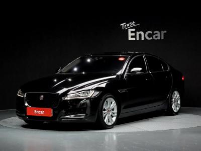 2017 Jaguar XF