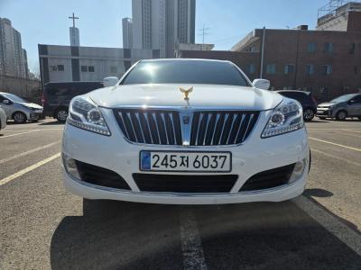 2015 Hyundai Equus