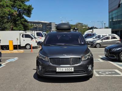 2015 Kia Carnival