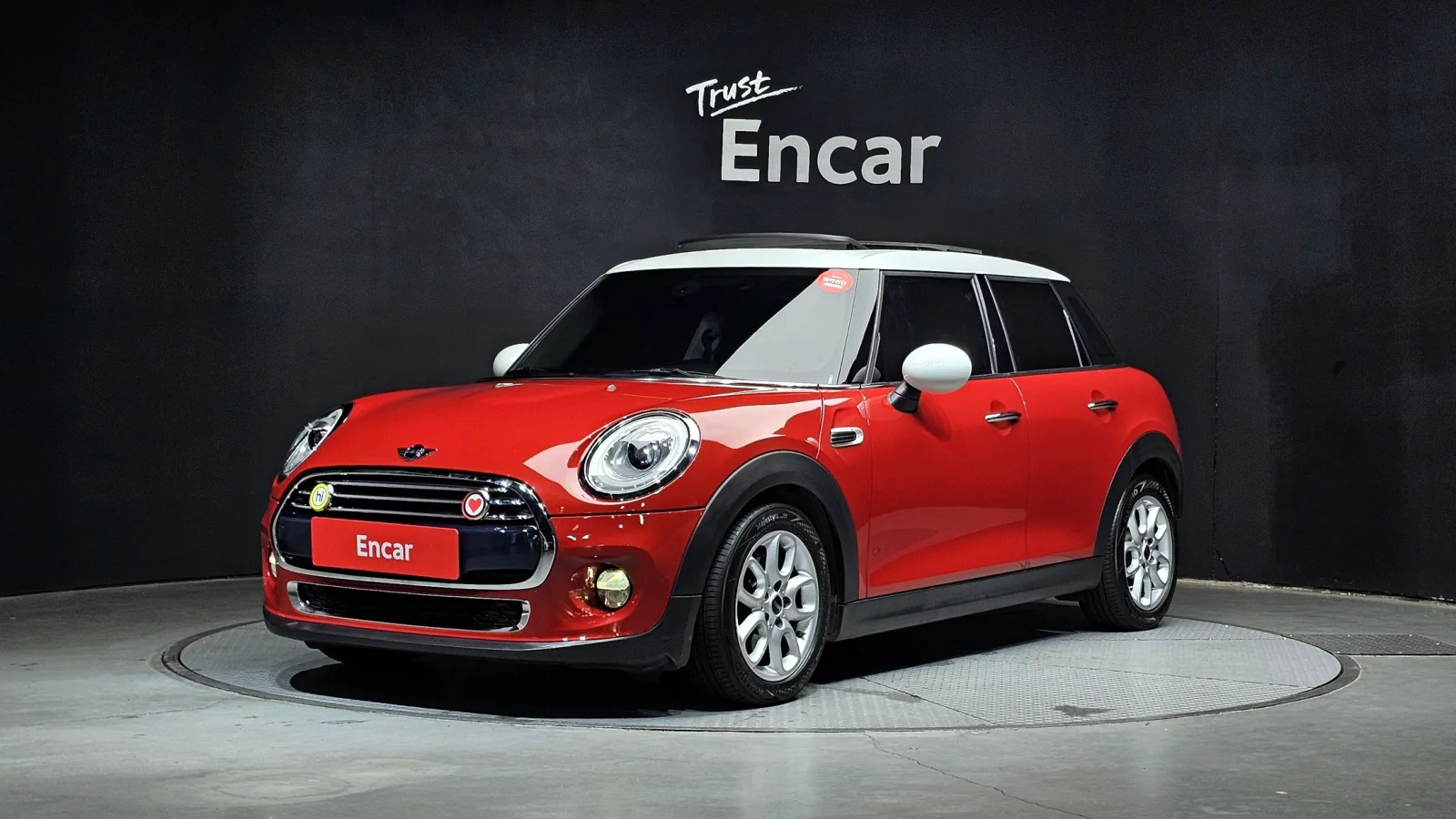 2017 MINI Cooper