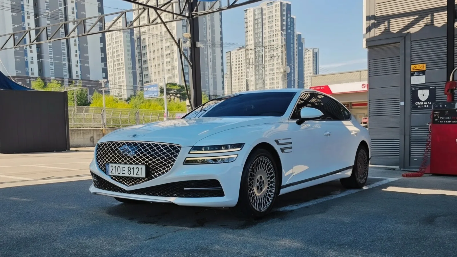 2022 Genesis G80