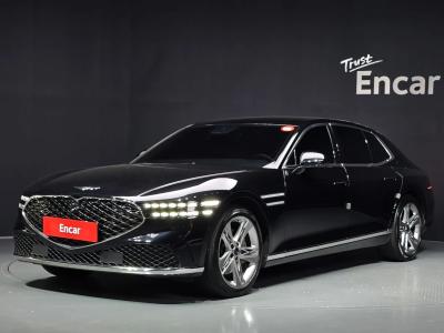 2022 Genesis G90