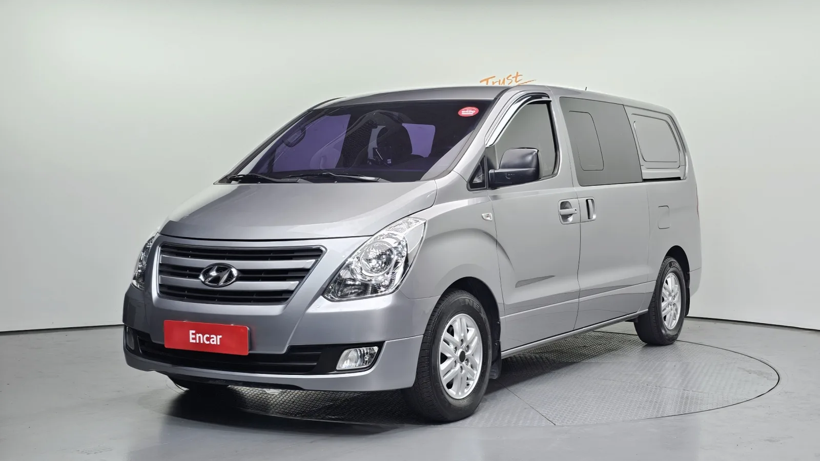 2016 Hyundai Starex