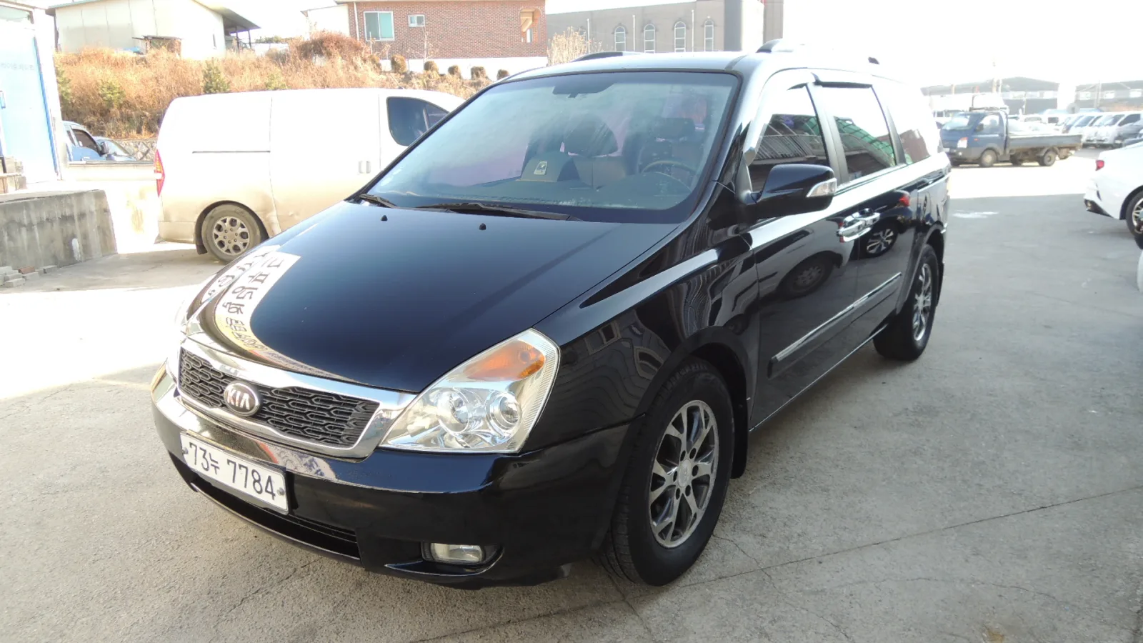 2014 Kia Carnival